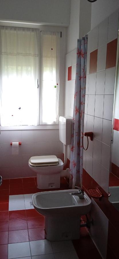 Appartamento In Centro Бибионе Екстериор снимка